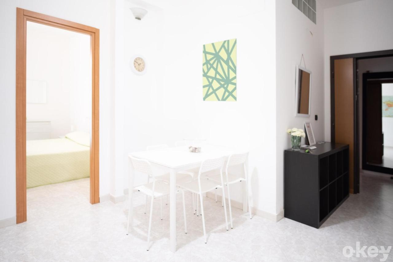 Cozy Apartments De Gasperi Bari Exterior photo